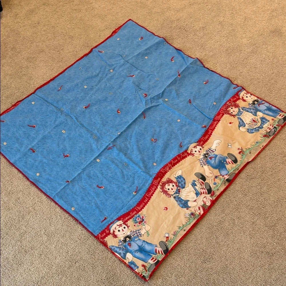 Blue and Tan Raggedy Ann Quilt vintage pattern